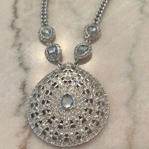 Elegant Silver Necklace with Crystal Accents